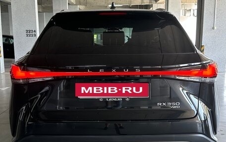 Lexus RX IV рестайлинг, 2023 год, 8 600 000 рублей, 3 фотография