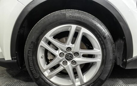 Toyota C-HR I рестайлинг, 2020 год, 2 450 000 рублей, 9 фотография