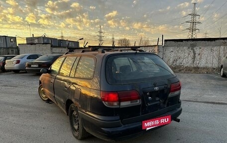 Toyota Caldina, 1996 год, 130 000 рублей, 2 фотография