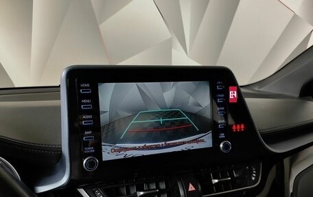 Toyota C-HR I рестайлинг, 2020 год, 2 450 000 рублей, 21 фотография