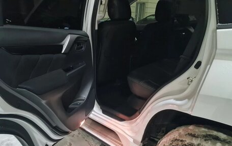 Mitsubishi Pajero Sport III рестайлинг, 2019 год, 2 800 000 рублей, 9 фотография