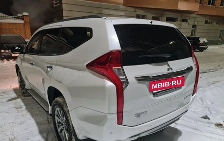 Mitsubishi Pajero Sport III рестайлинг, 2019 год, 2 800 000 рублей, 21 фотография