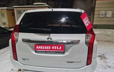 Mitsubishi Pajero Sport III рестайлинг, 2019 год, 2 800 000 рублей, 18 фотография