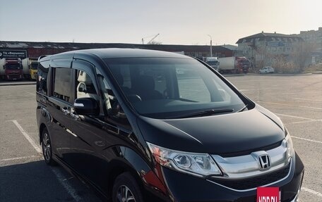 Honda Stepwgn IV, 2015 год, 1 880 000 рублей, 2 фотография