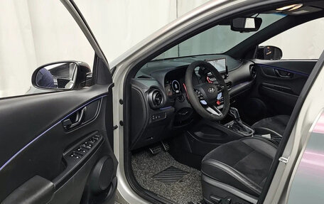 Hyundai Kona I, 2023 год, 1 880 060 рублей, 5 фотография