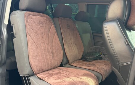 Volkswagen Caravelle T5, 2008 год, 1 439 000 рублей, 3 фотография