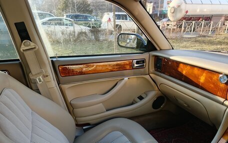 Jaguar XJ III (X350), 1996 год, 420 000 рублей, 3 фотография