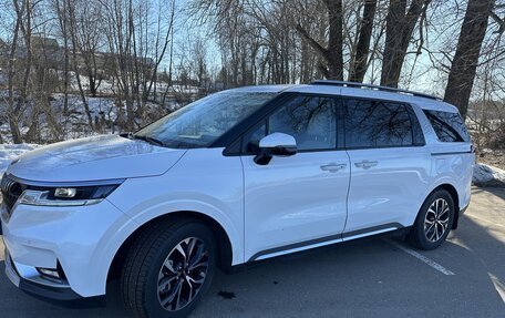 KIA Carnival, 2020 год, 4 000 000 рублей, 3 фотография