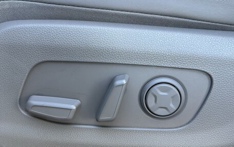 KIA Carnival, 2020 год, 4 000 000 рублей, 18 фотография