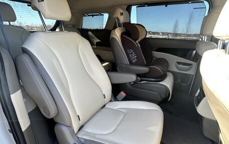 KIA Carnival, 2020 год, 4 000 000 рублей, 21 фотография