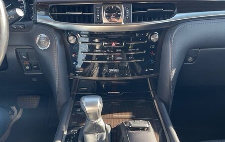 Lexus LX III, 2016 год, 8 880 000 рублей, 2 фотография