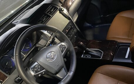 Toyota Camry, 2017 год, 2 150 000 рублей, 6 фотография