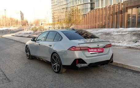 BMW 5 серия, 2024 год, 7 350 000 рублей, 6 фотография