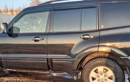 Mitsubishi Pajero III рестайлинг, 2005 год, 1 000 000 рублей, 8 фотография