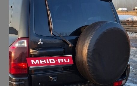 Mitsubishi Pajero III рестайлинг, 2005 год, 1 000 000 рублей, 4 фотография