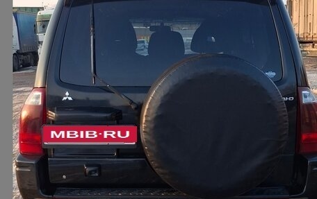 Mitsubishi Pajero III рестайлинг, 2005 год, 1 000 000 рублей, 3 фотография