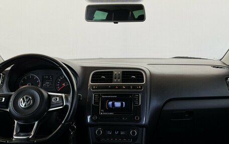 Volkswagen Polo VI (EU Market), 2018 год, 1 350 000 рублей, 5 фотография