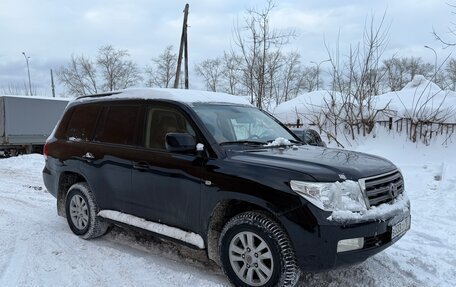 Toyota Land Cruiser 200, 2010 год, 2 650 000 рублей, 1 фотография