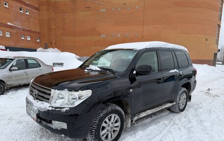 Toyota Land Cruiser 200, 2010 год, 2 650 000 рублей, 2 фотография