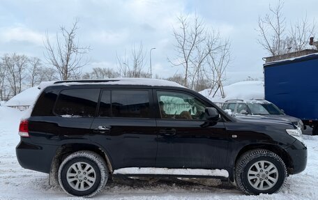 Toyota Land Cruiser 200, 2010 год, 2 650 000 рублей, 4 фотография