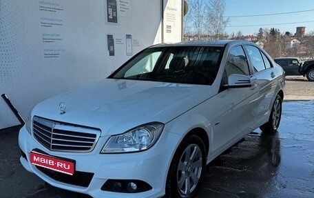 Mercedes-Benz C-Класс, 2012 год, 1 300 000 рублей, 1 фотография