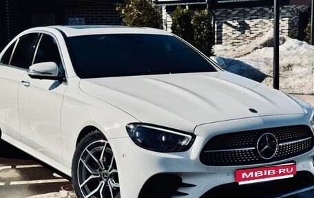 Mercedes-Benz E-Класс, 2021 год, 5 590 000 рублей, 2 фотография