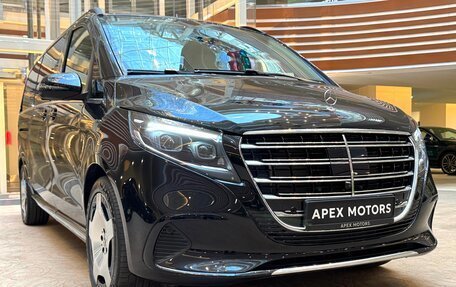 Mercedes-Benz V-Класс, 2025 год, 14 390 000 рублей, 2 фотография