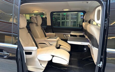 Mercedes-Benz V-Класс, 2025 год, 14 390 000 рублей, 21 фотография