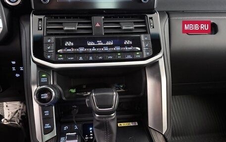 Toyota Land Cruiser, 2021 год, 12 500 000 рублей, 9 фотография