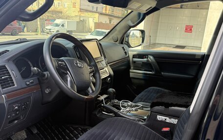 Toyota Land Cruiser 200, 2017 год, 6 400 000 рублей, 6 фотография