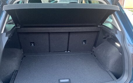 Volkswagen Tiguan II, 2022 год, 3 200 000 рублей, 13 фотография