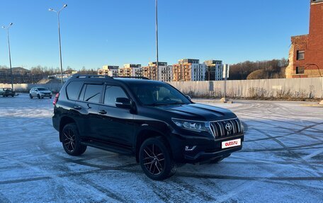 Toyota Land Cruiser Prado 150 рестайлинг 2, 2019 год, 6 300 000 рублей, 2 фотография