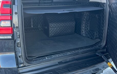 Toyota Land Cruiser Prado 150 рестайлинг 2, 2019 год, 6 300 000 рублей, 9 фотография