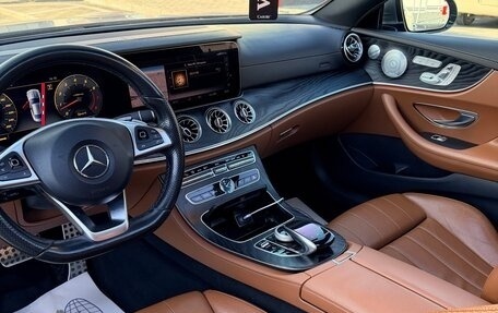 Mercedes-Benz E-Класс, 2018 год, 5 000 000 рублей, 9 фотография