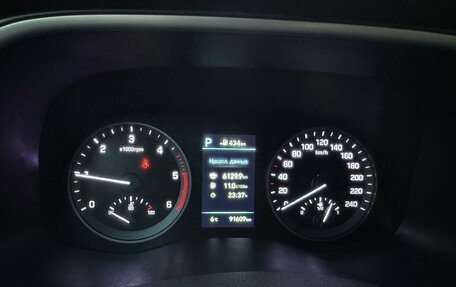 Hyundai Tucson III, 2018 год, 2 400 000 рублей, 13 фотография