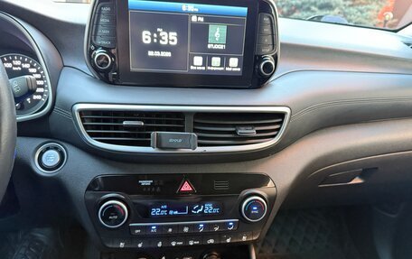 Hyundai Tucson III, 2018 год, 2 400 000 рублей, 11 фотография