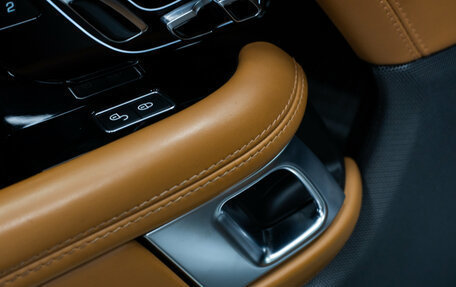 Land Rover Range Rover IV рестайлинг, 2019 год, 6 000 000 рублей, 31 фотография