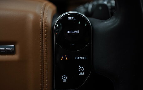 Land Rover Range Rover IV рестайлинг, 2019 год, 6 000 000 рублей, 38 фотография