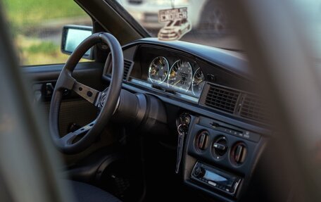 Mercedes-Benz 190 (W201), 1983 год, 330 000 рублей, 9 фотография