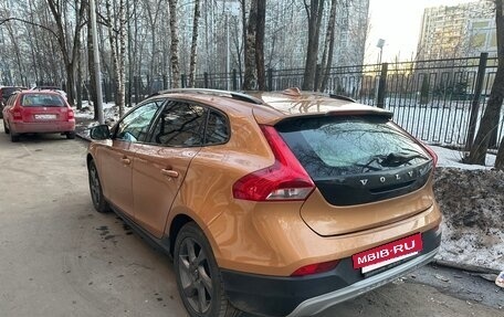 Volvo V40 II рестайлинг, 2013 год, 955 000 рублей, 3 фотография