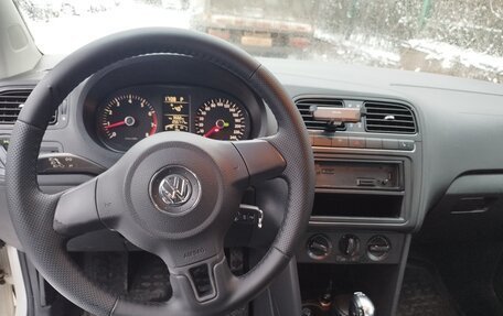 Volkswagen Polo VI (EU Market), 2010 год, 499 999 рублей, 11 фотография