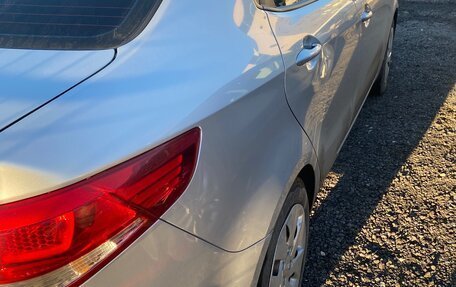 KIA Rio III рестайлинг, 2017 год, 990 000 рублей, 2 фотография