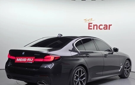 BMW 5 серия, 2022 год, 5 450 000 рублей, 2 фотография