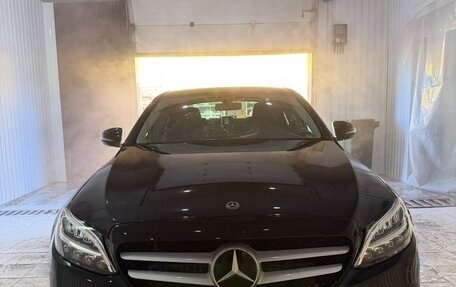 Mercedes-Benz C-Класс, 2019 год, 2 850 000 рублей, 1 фотография