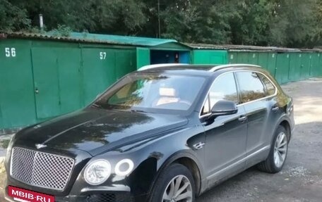 Bentley Bentayga I, 2016 год, 8 800 000 рублей, 2 фотография