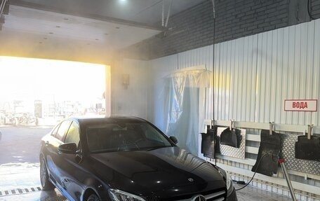 Mercedes-Benz C-Класс, 2019 год, 2 850 000 рублей, 4 фотография