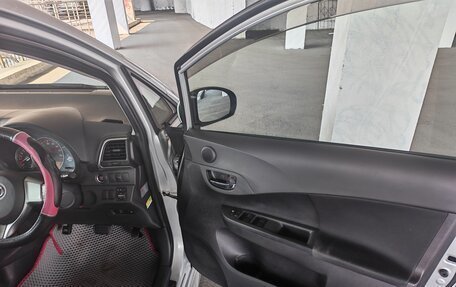 Toyota Ractis II, 2011 год, 770 000 рублей, 15 фотография