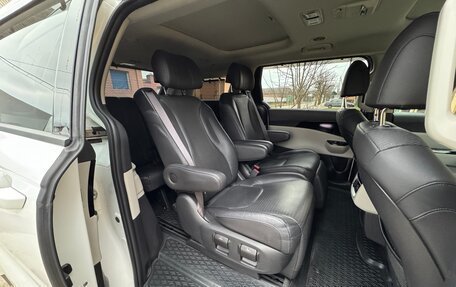 KIA Carnival, 2022 год, 3 500 000 рублей, 31 фотография