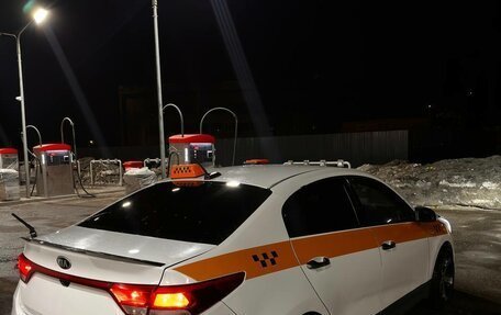 KIA Rio IV, 2018 год, 820 000 рублей, 3 фотография