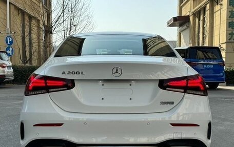 Mercedes-Benz A-Класс, 2021 год, 2 200 000 рублей, 4 фотография